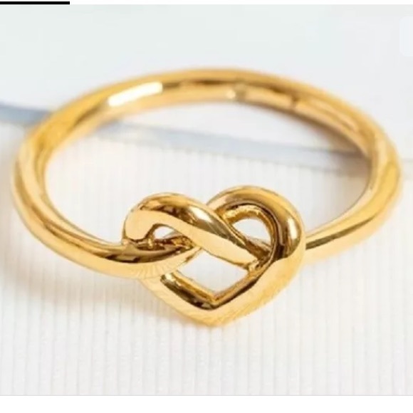 Beautiful NWOT Kate Spade heart ring! - Picture 3 of 7